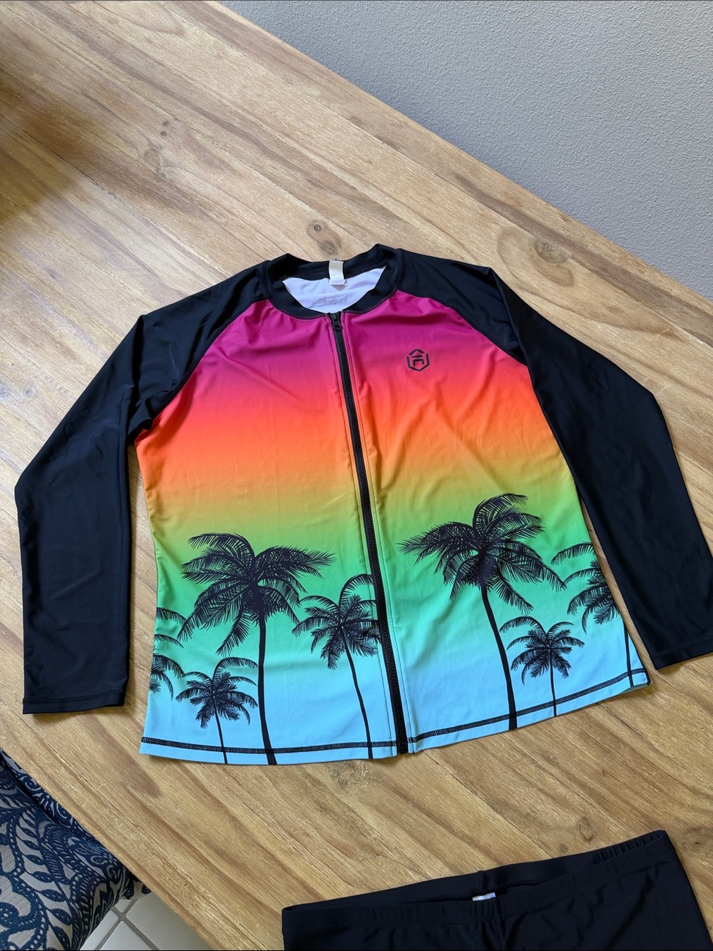 Rash-guard/Sun-shirt - Women’s Long Sleeve, Full Zip, Black